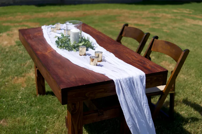 Sweetheart table image